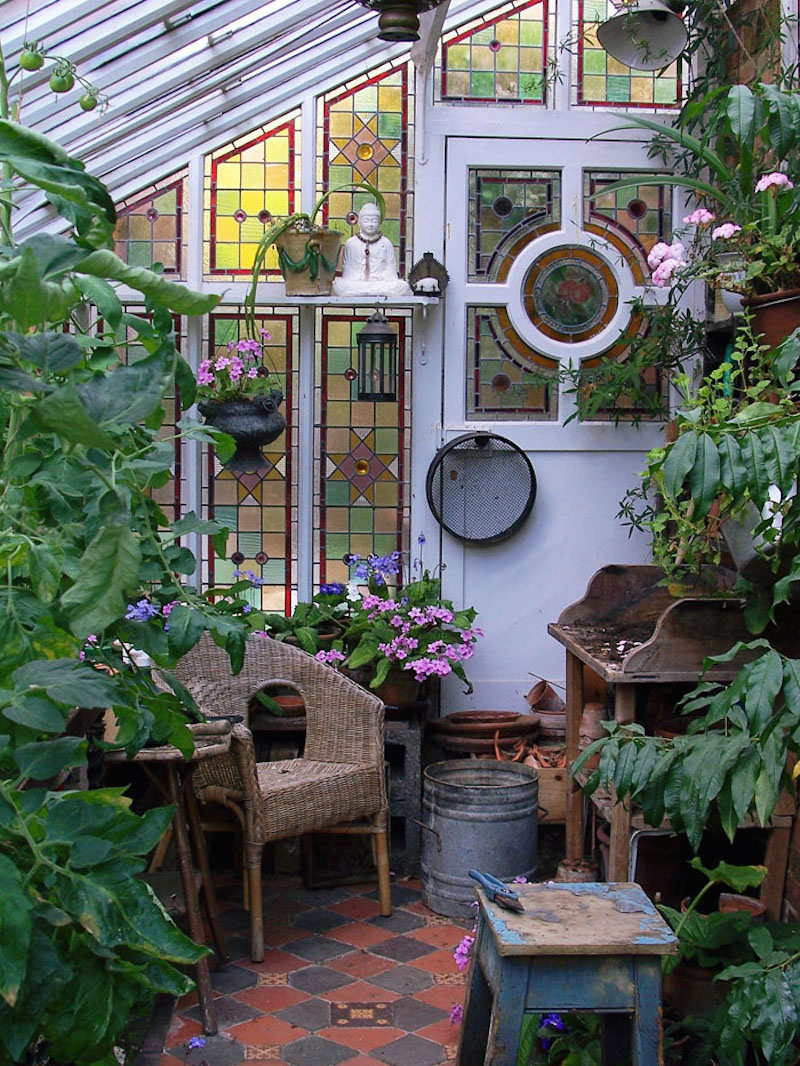 A_Dose_of_Simple_greenhouse_1