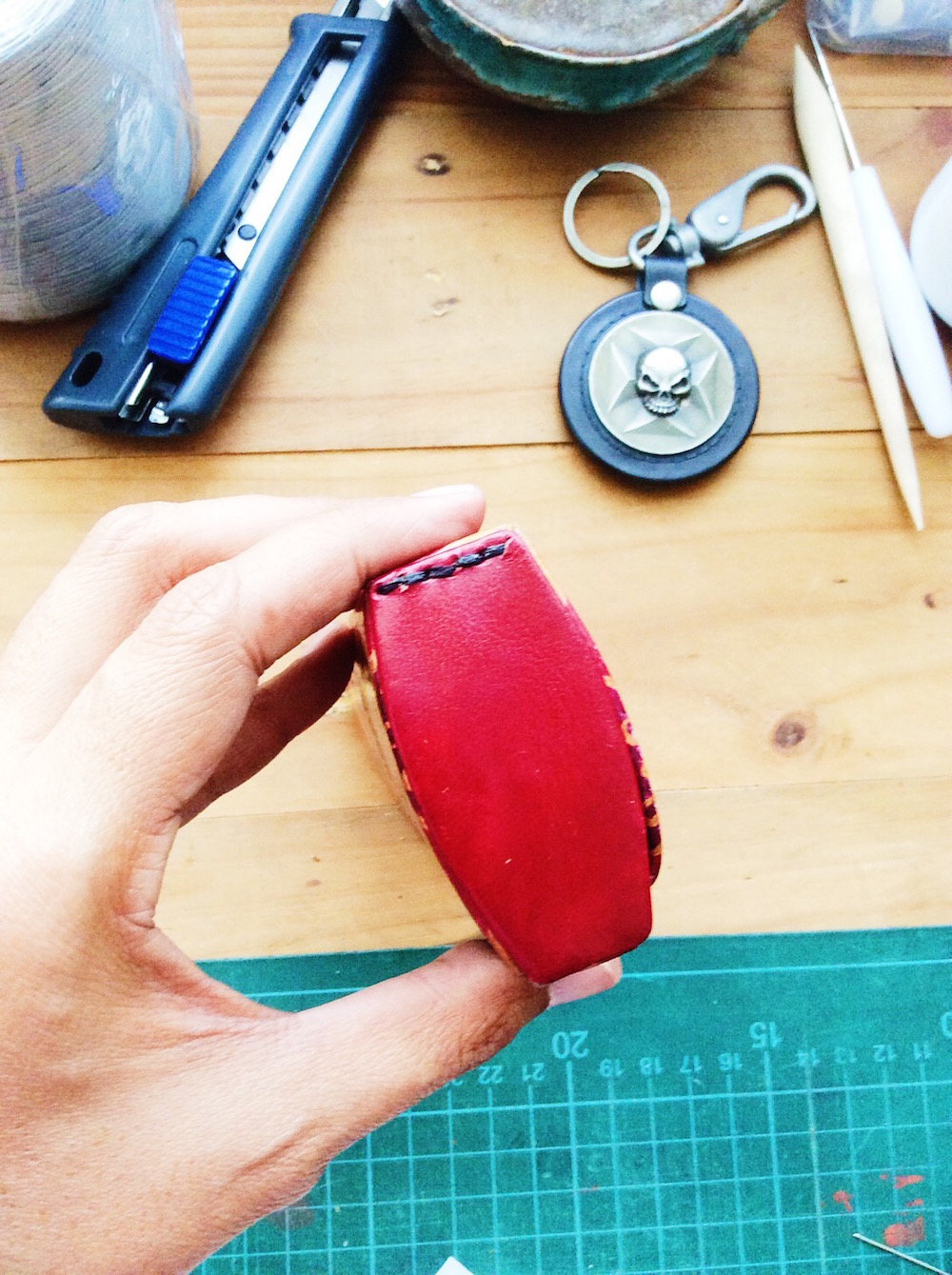 adoseofsimple_repaired_eyeglasses_holder